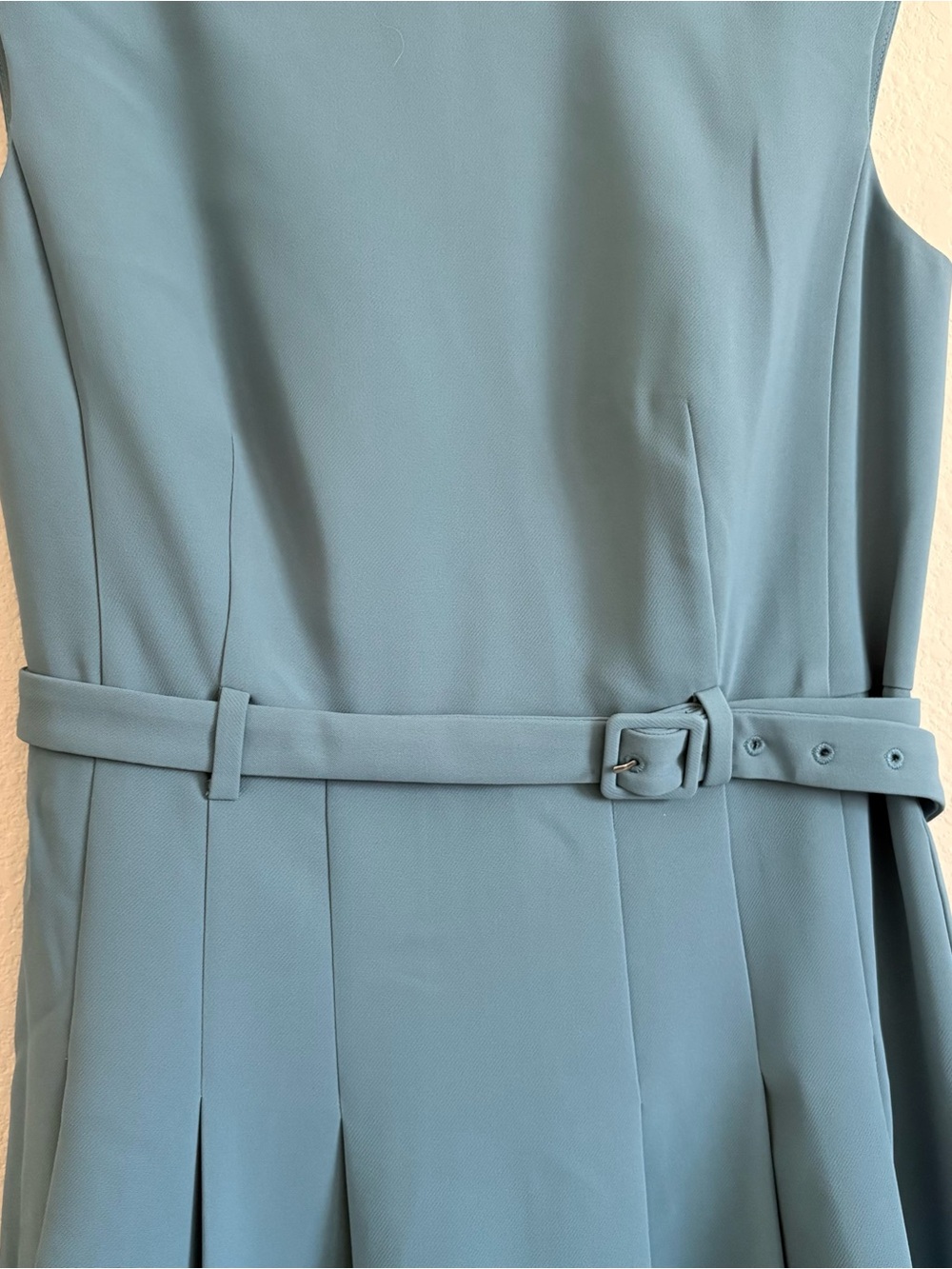 Ann Taylor The Pleated Belted Crewneck Dress in Fluid Crepe- size 4P - Picture 6 of 12